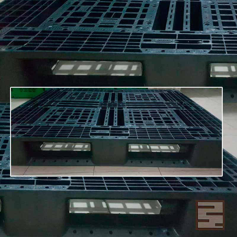 Parihuelas de plástico nuevas 1 x 1.20 mts con durmiente